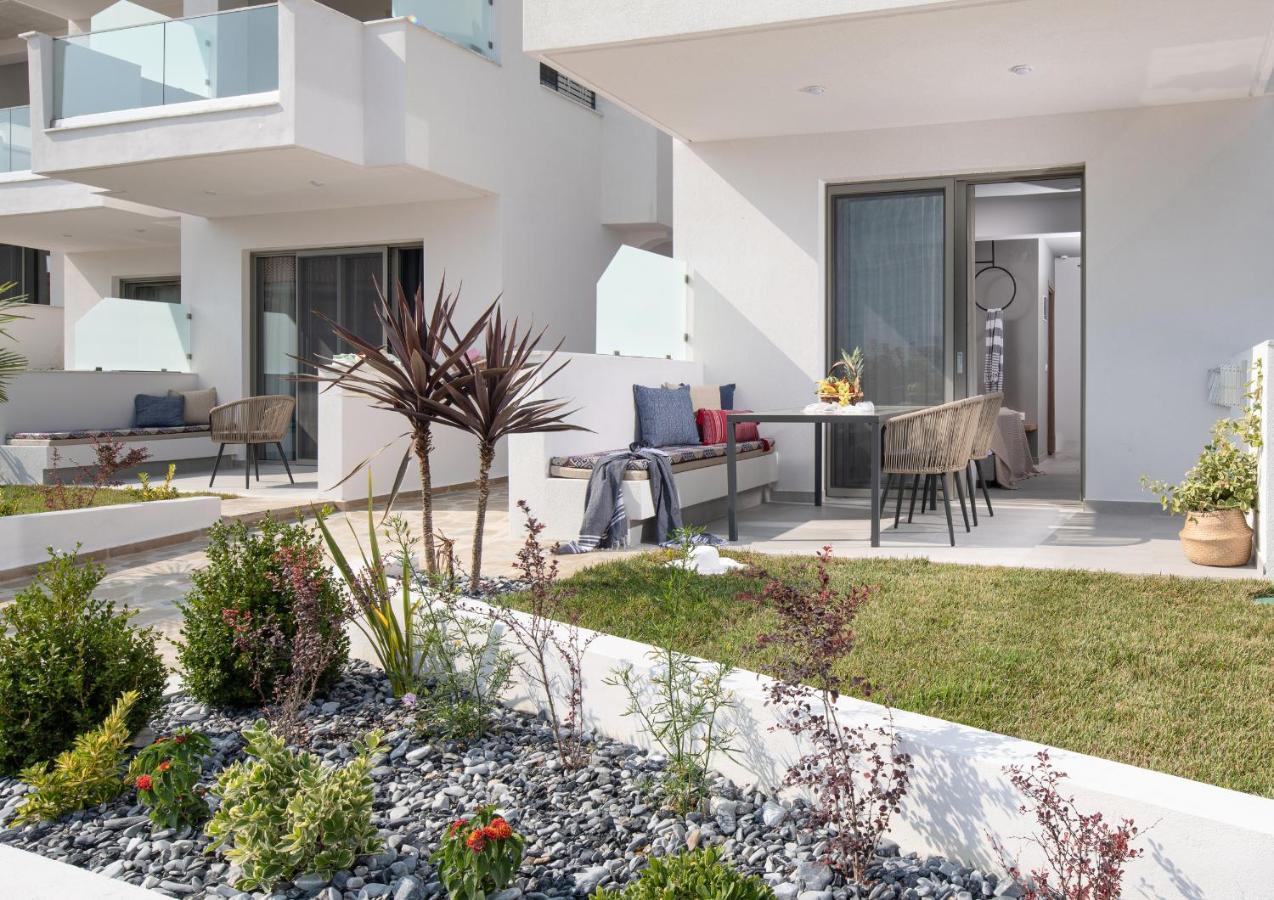 Apartamento Twins Yard Nikiti  Exterior foto